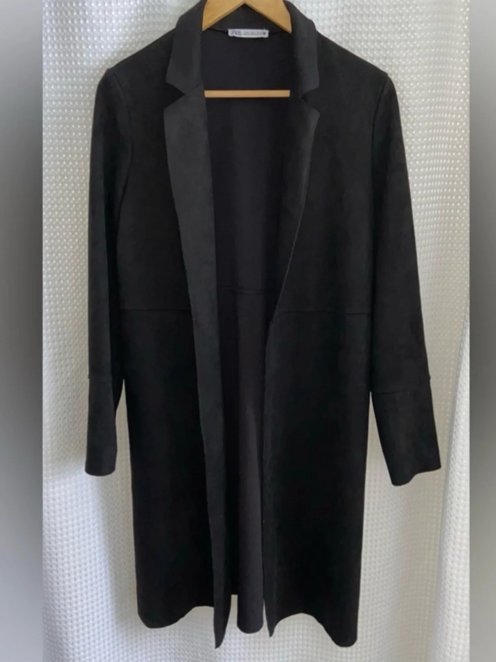 ZARA SUEDE FAKE LEATHER BLACK COAT - Picture 2 of 5